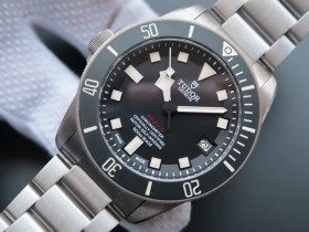 帝舵高仿男錶 ZF帝舵反手左撇子專屬M25610TNL-0001￥2880 