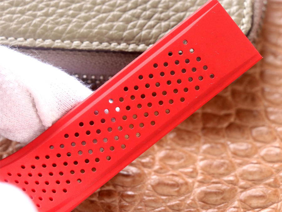 泰格豪雅卡萊拉XF廠 CAR2A1Z.FT6044¥3980-高仿錶 泰格豪雅卡萊拉XF廠 CAR2A1Z.FT6044¥3980-高仿錶