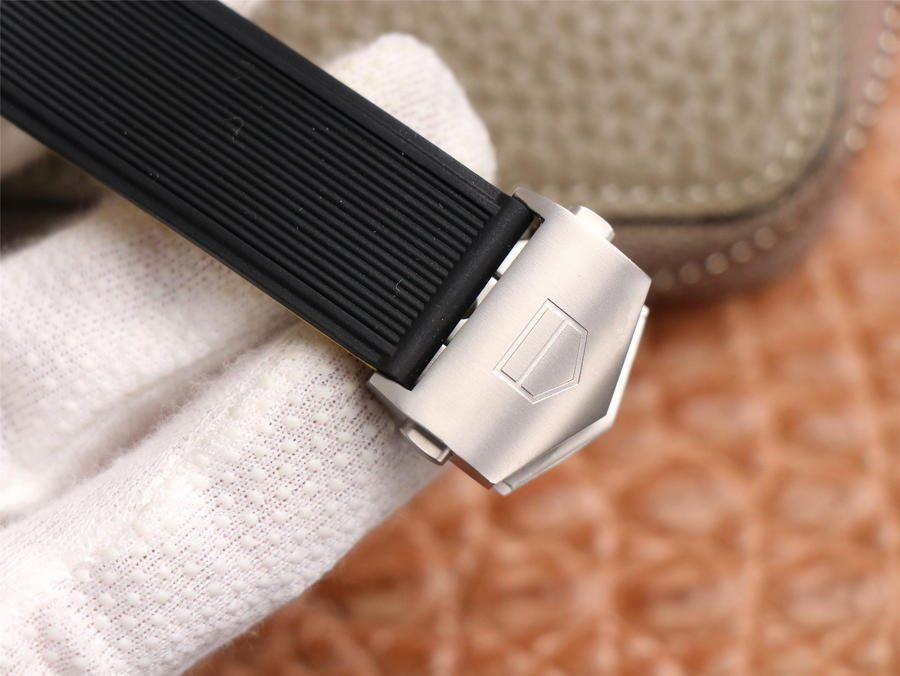 泰格豪雅競潛復刻手錶錶哪個廠做得好 V6廠泰格豪雅CALIBRE 5競潛繫列￥3480-高仿錶