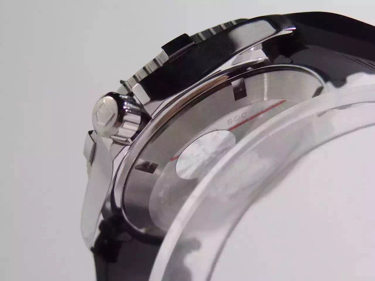 v6泰格豪雅競潛復刻手錶 V6廠泰格豪雅 ，竟潛500米繫列V2版￥2980-高仿錶