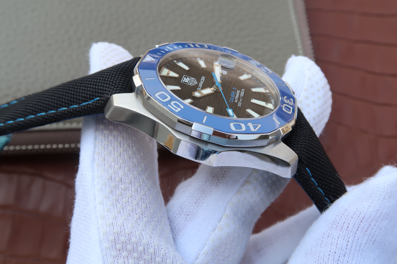 泰格豪雅競潛復刻手錶錶 V6廠泰格豪雅競潛繫列WAY211B.FC6363版￥3480-高仿錶