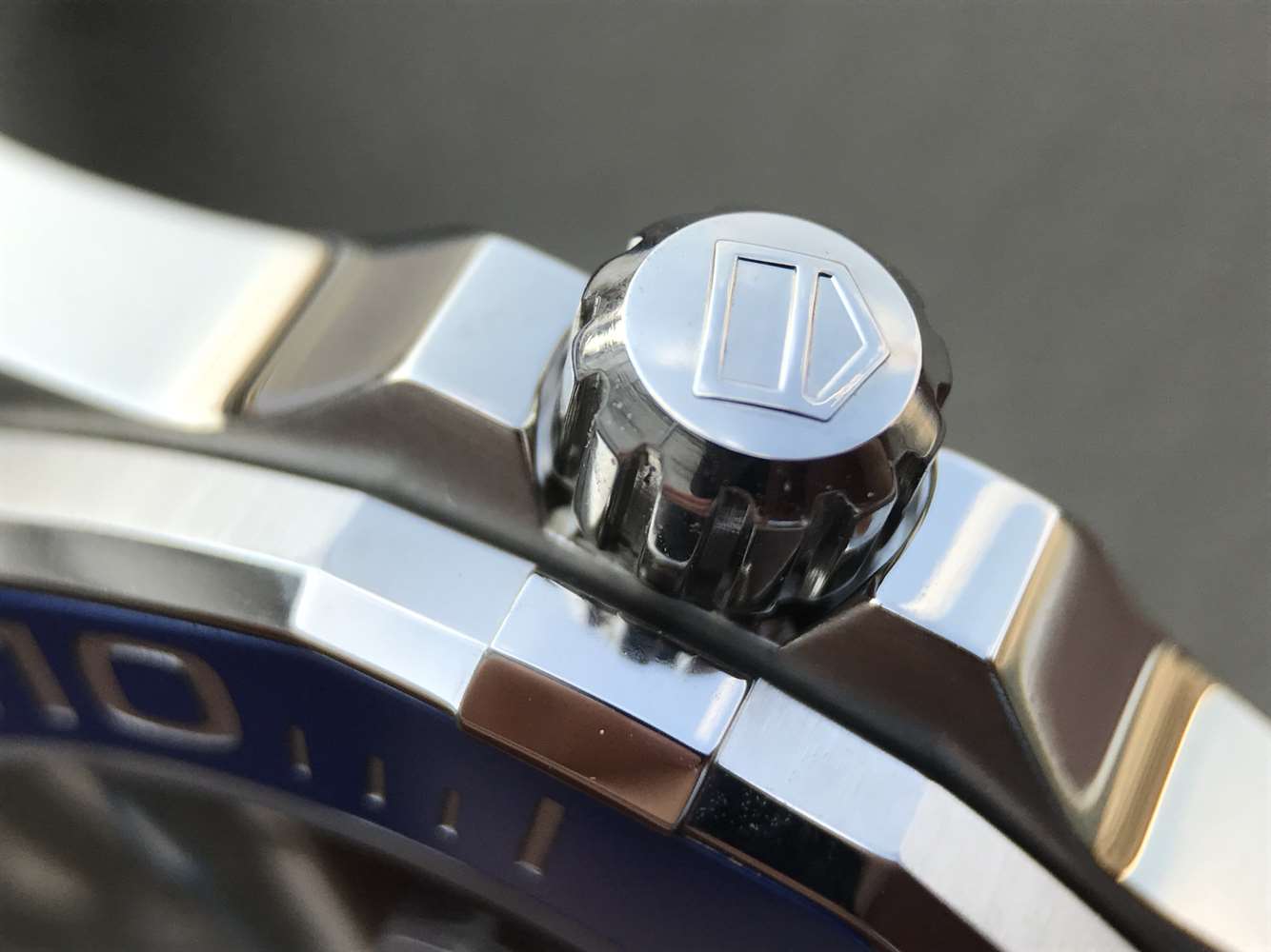 泰格豪雅競潛復刻手錶錶 V6廠泰格豪雅競潛繫列WAY211B.FC6363版￥3480-高仿錶