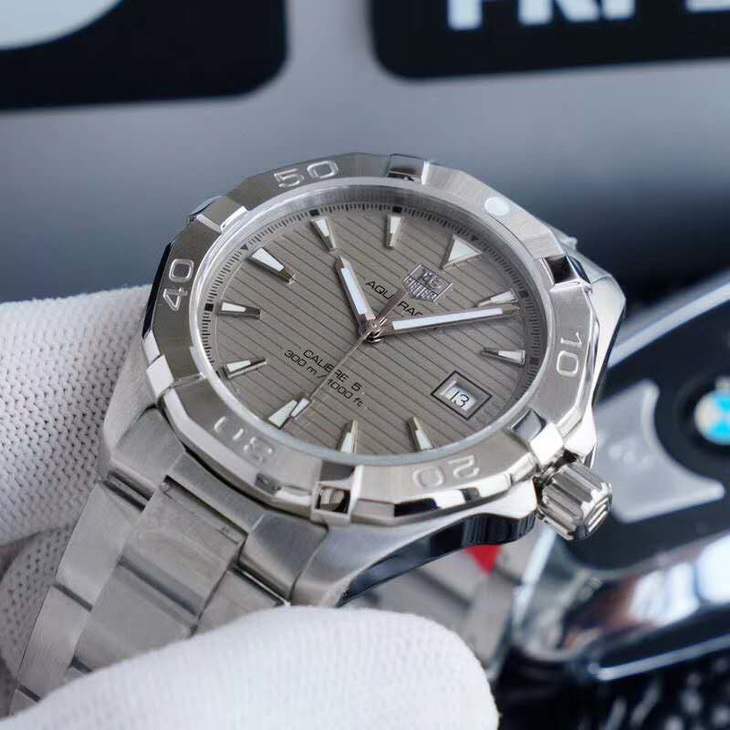 泰格豪雅1比1高仿手錶多少錢 xf泰格豪雅竟潛300繫列WAY2113.BA0928 灰盤￥2980 -高仿錶