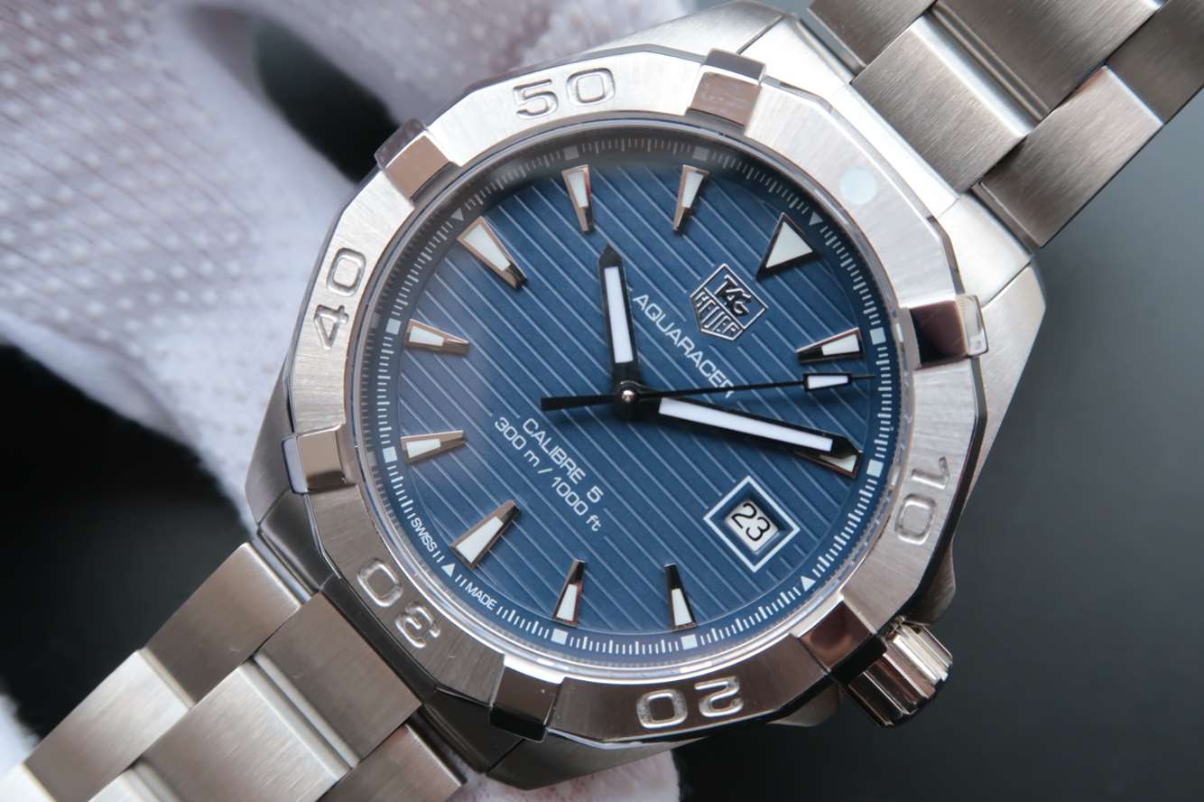 泰格豪雅復刻手錶錶吧 CR泰格豪雅竟潛300繫列WAY2112.BA0928￥2980-高仿錶