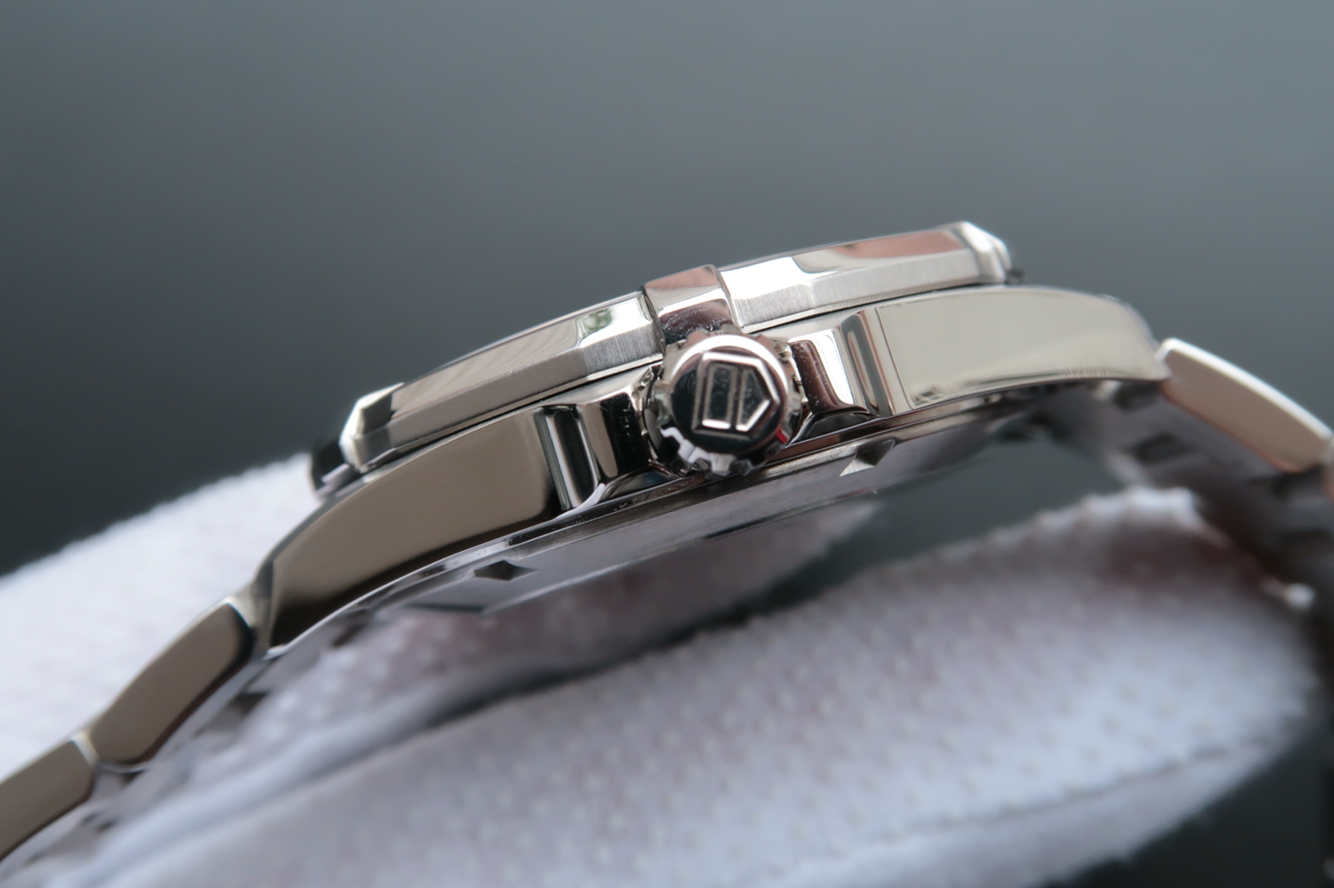 泰格豪雅復刻手錶錶吧 CR泰格豪雅竟潛300繫列WAY2112.BA0928￥2980-高仿錶