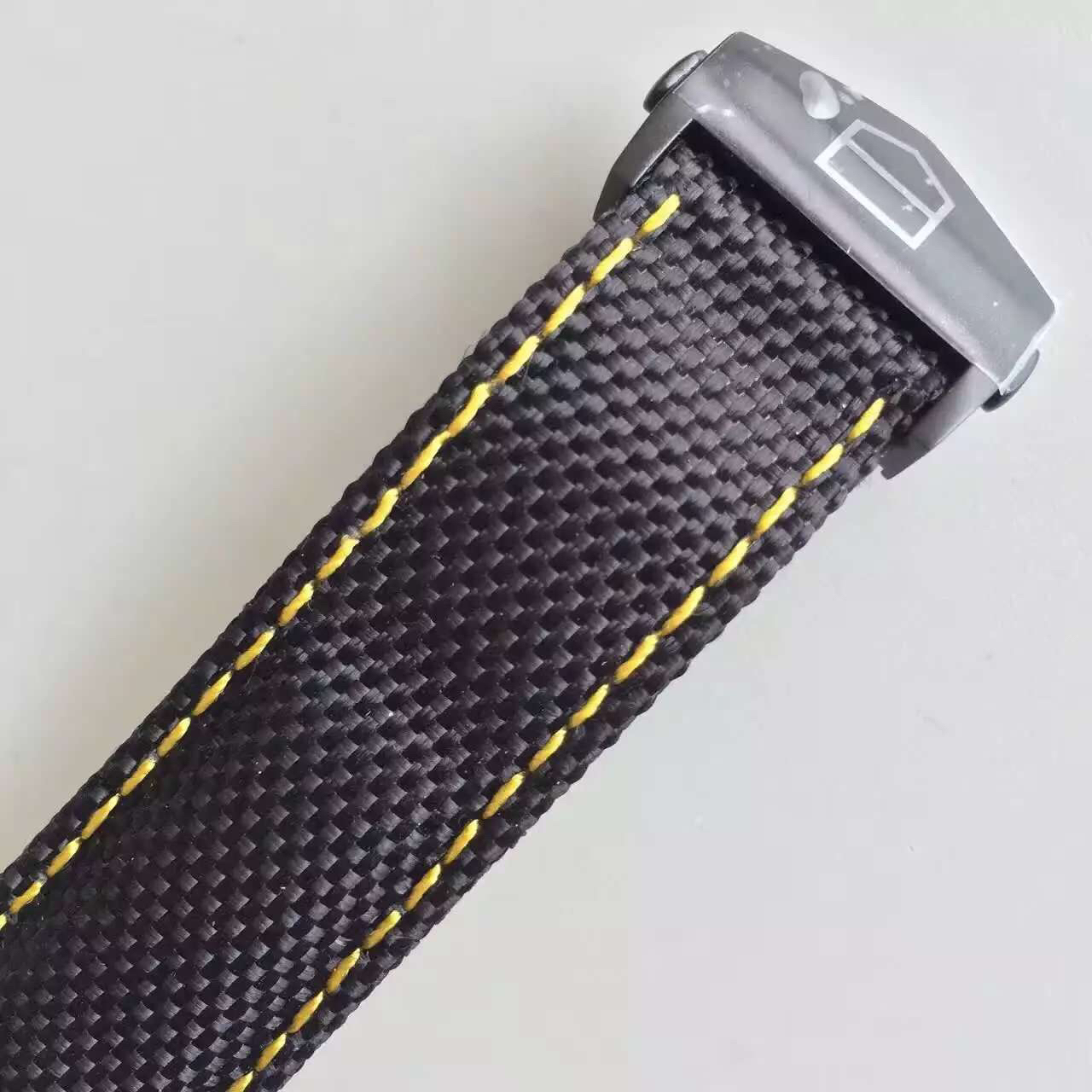 泰格豪雅竟潛復刻手錶 V6,TAG泰泰格豪雅競潛300米繫列WAY218A.FC6362￥2980-高仿錶