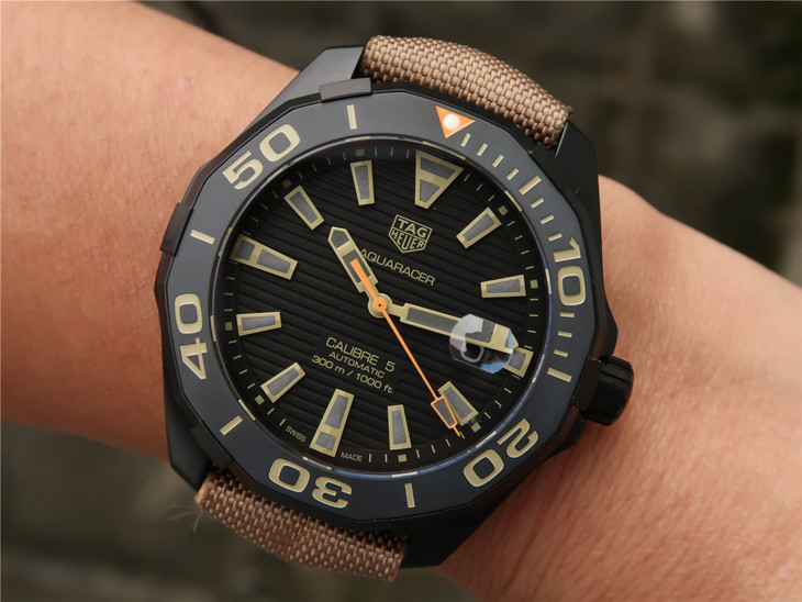 格泰豪雅 復刻手錶 V6格泰豪雅竟潛43mm黑殼￥2980-高仿錶