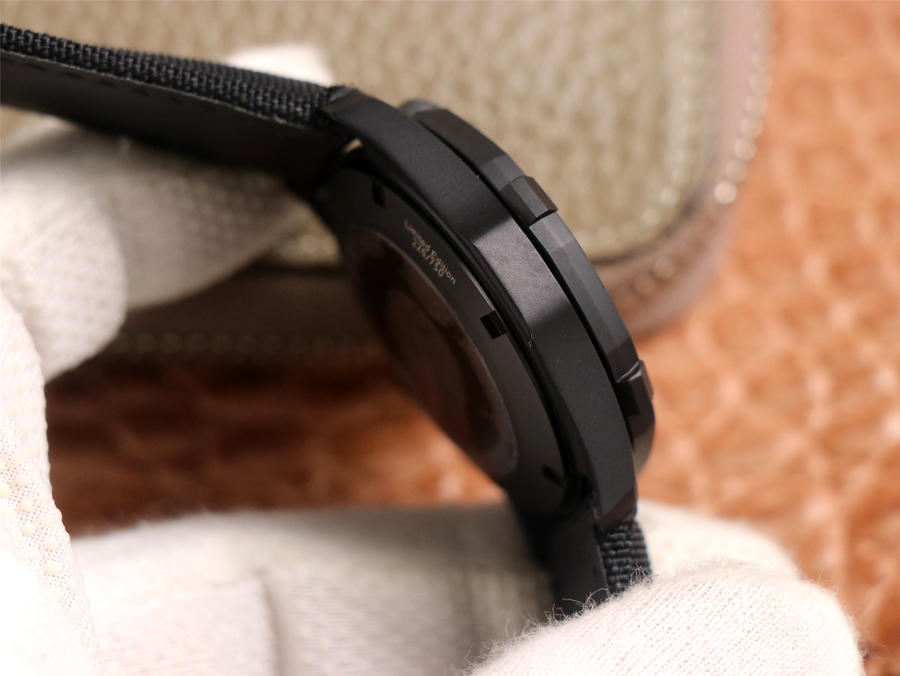 泰格豪雅復刻手錶哪個廠家好 TB廠泰格豪雅競潛繫列WBD218A.FC6445￥3280-高仿錶