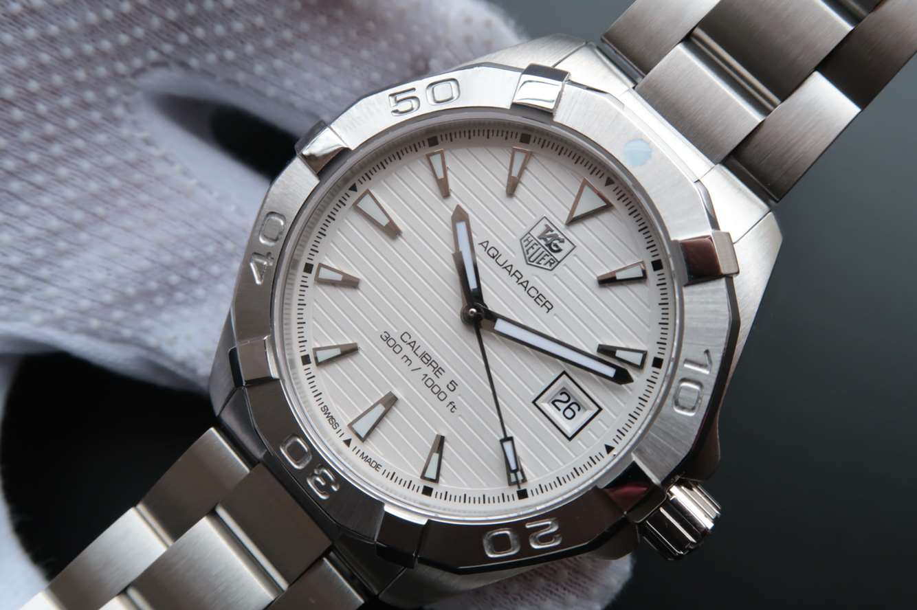 泰格豪雅復刻手錶錶價格 CR廠泰格豪雅竟潛300繫列WAY2111.BA0928￥2980-高仿錶