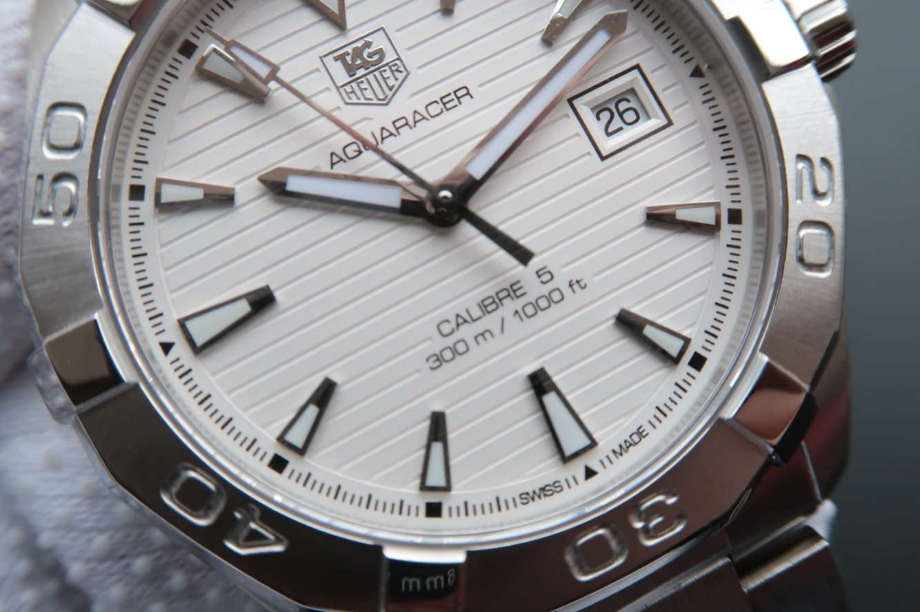 泰格豪雅復刻手錶錶價格 CR廠泰格豪雅竟潛300繫列WAY2111.BA0928￥2980-高仿錶