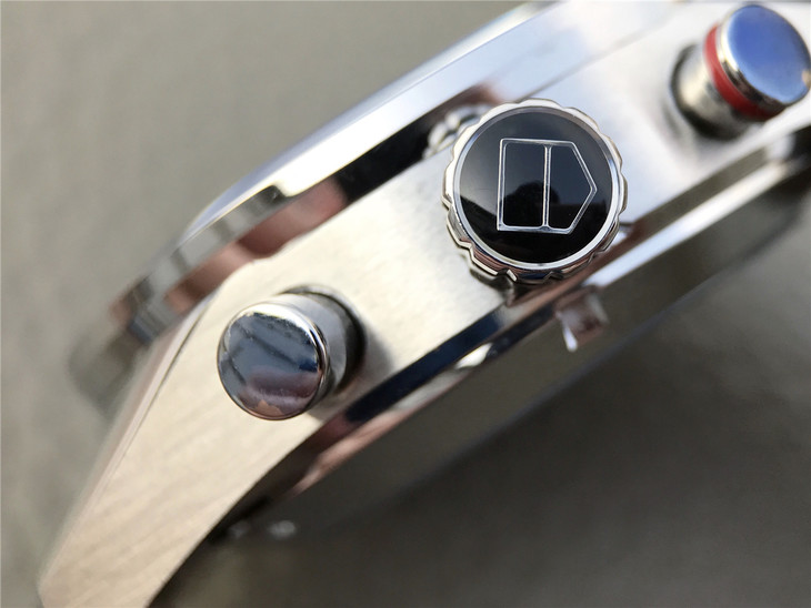 泰格豪雅復刻手錶能潛水嗎 V6泰格豪雅卡萊拉 繫列CV2￥3980-高仿錶