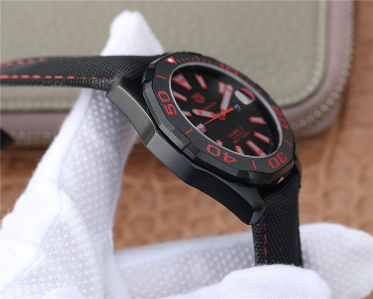 泰格豪雅競潛300 復刻手錶 V6廠豪雅泰格300米競潛￥2980-高仿錶