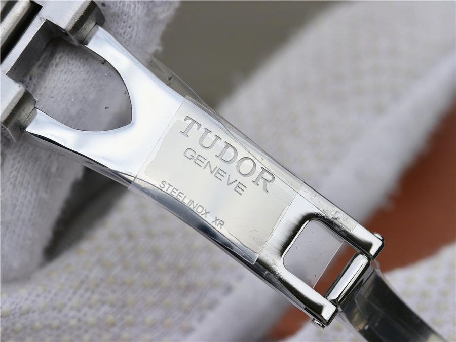 仿帝舵的廠 ZF帝舵碧灣繫列M79030N-0001腕錶¥2880-高仿錶 仿帝舵的廠 ZF帝舵碧灣繫列M79030N-0001腕錶¥2880-高仿錶