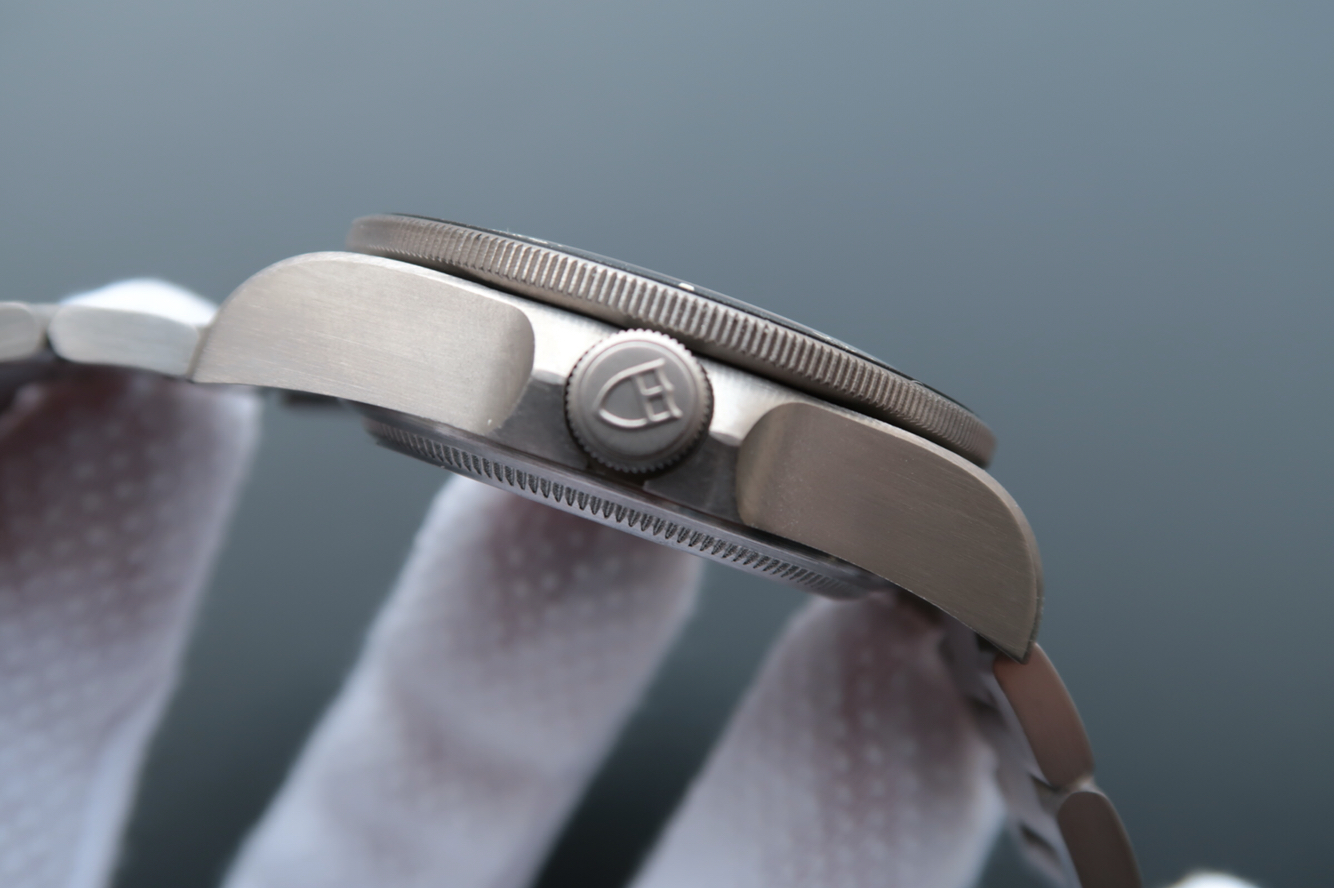 帝舵高仿男錶 ZF帝舵反手左撇子專屬M25610TNL-0001￥2880 -高仿錶