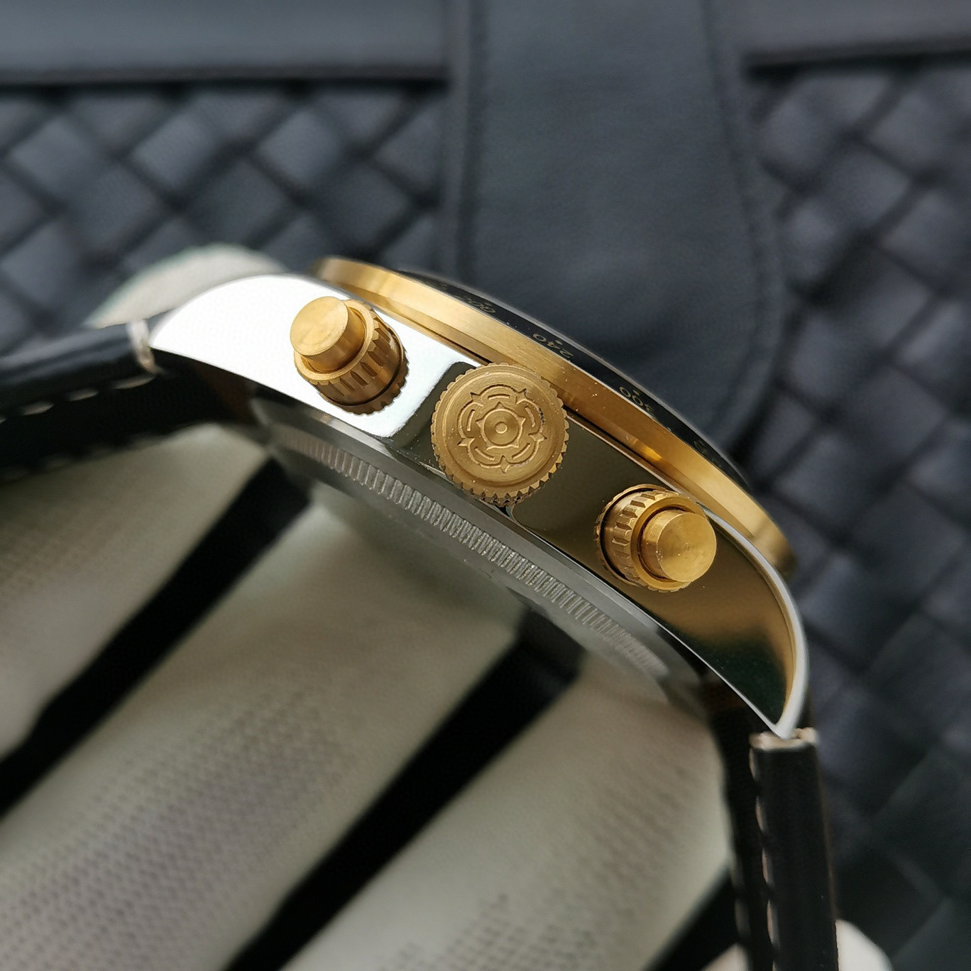 1比1高仿帝舵機械錶多少錢 TW帝舵啟承繫列碧灣m79363n-0002￥4480-高仿錶