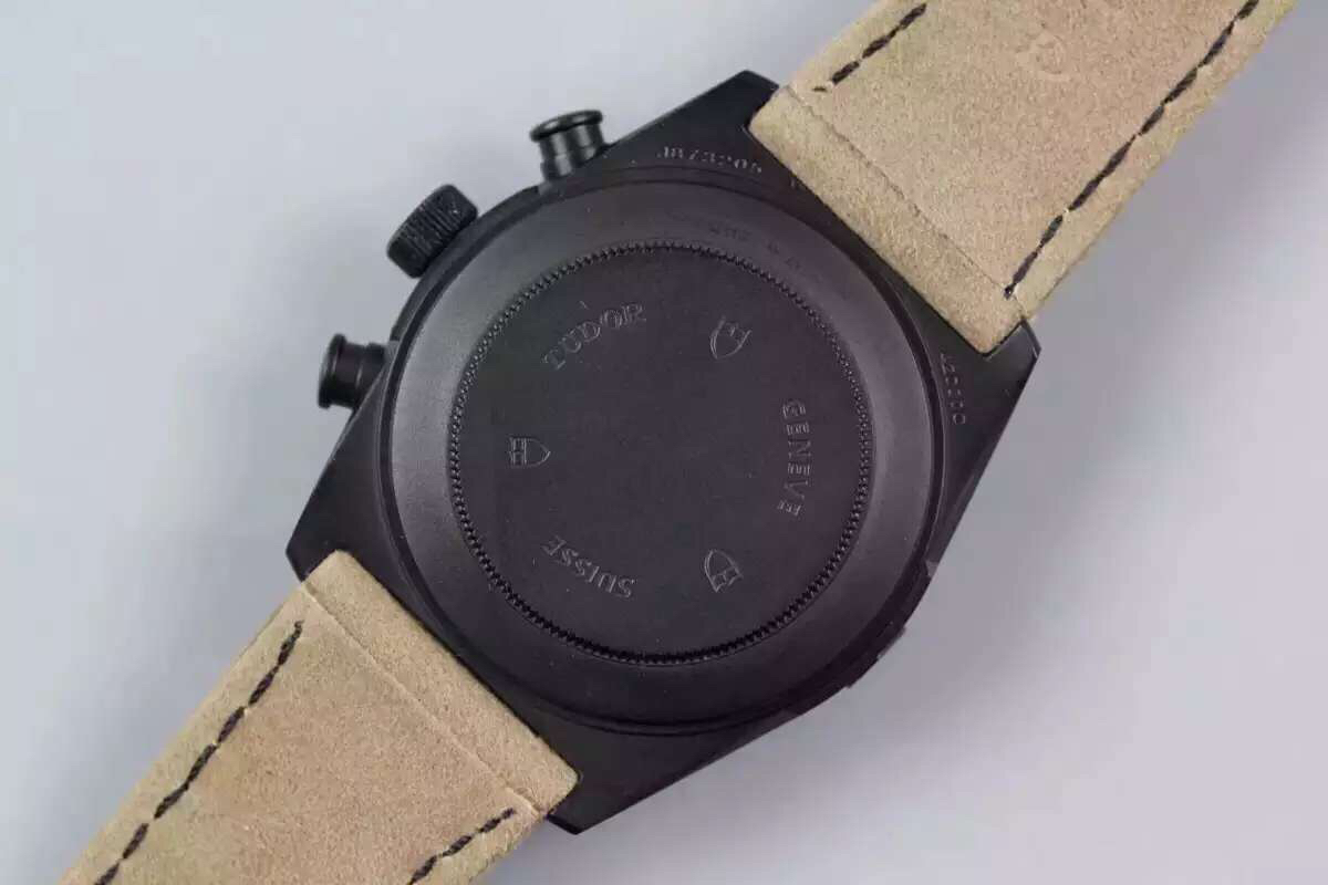 精仿帝舵男錶 ZF帝駝 黑盾繫列 復古杜卡迪 42000CR￥3980-高仿錶