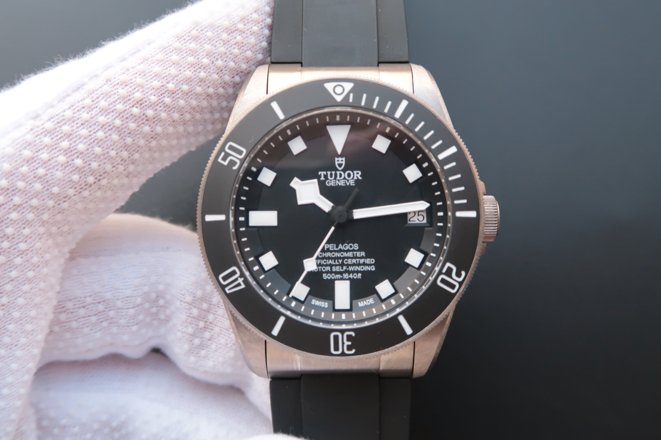 帝舵復刻手錶錶要多少錢 XF帝舵v6版25600TN膠帶版￥2880-高仿錶