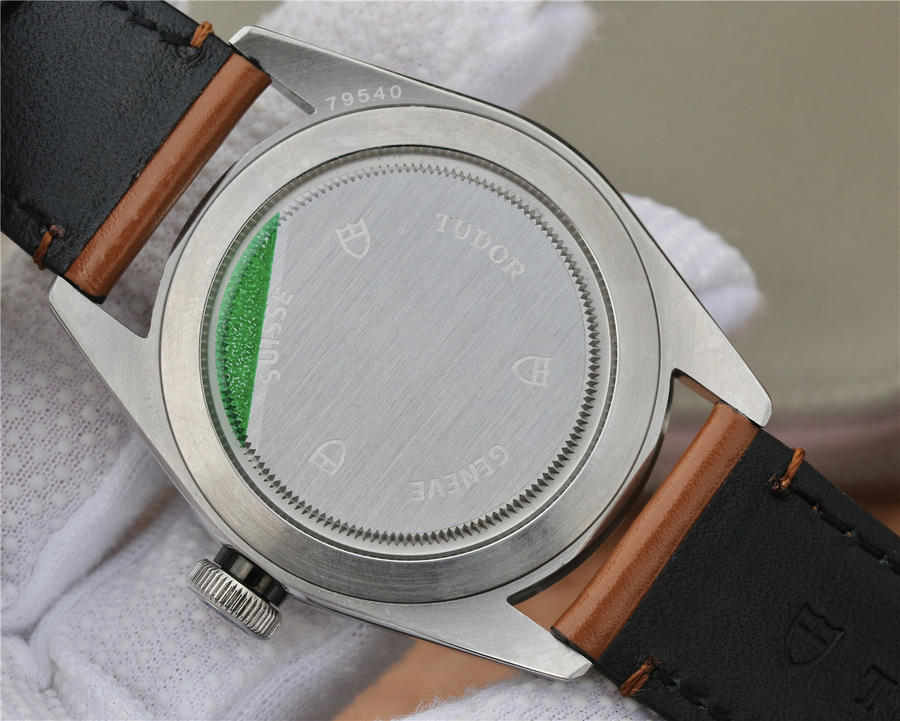 帝舵高仿男錶好嗎 LF帝舵碧灣M79540繫列41錶經腕錶￥2680-高仿錶