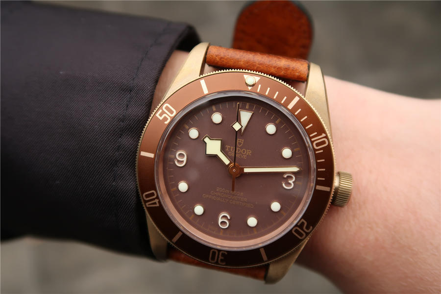 高仿帝舵小銅花機芯 ZF帝舵青銅‘銅花’M79250BM-0001青銅¥3480-高仿錶 高仿帝舵小銅花機芯 ZF帝舵青銅‘銅花’M79250BM-0001青銅¥3480-高仿錶