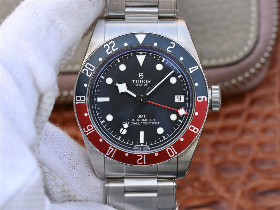 如何辯別帝舵碧灣正品與高仿 ZF帝舵碧灣M79830RB-0001￥3480-高仿錶