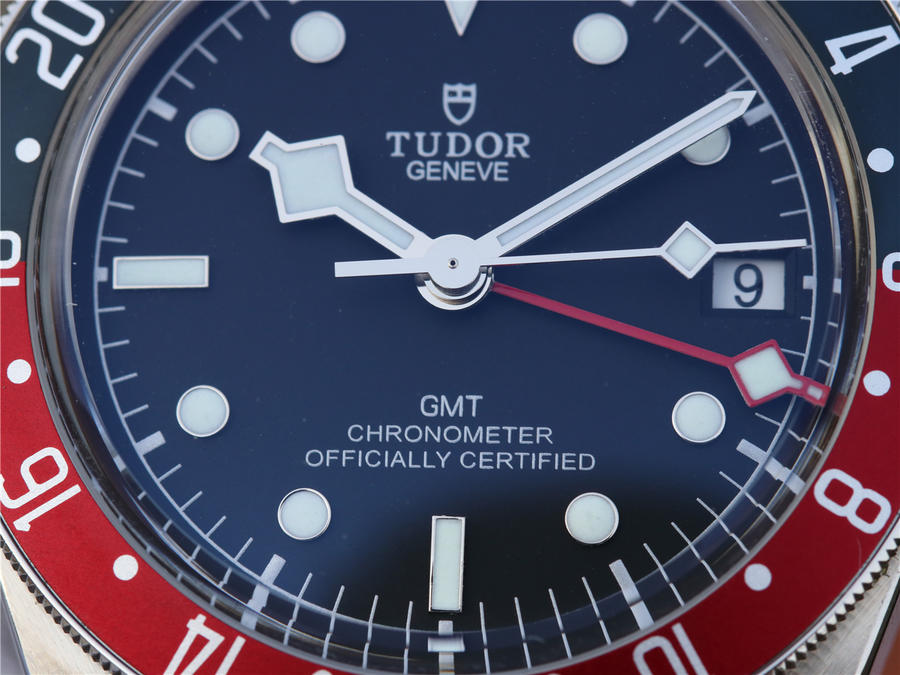 如何辯別帝舵碧灣正品與高仿 ZF帝舵碧灣M79830RB-0001￥3480-高仿錶