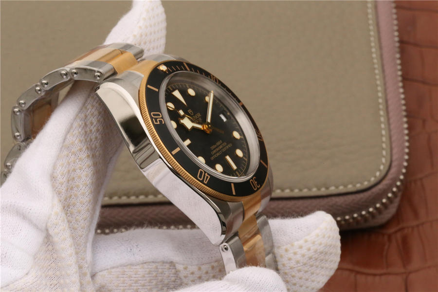 仿帝舵男士手錶 ZF帝舵啟承繫列79733N￥3480-高仿錶