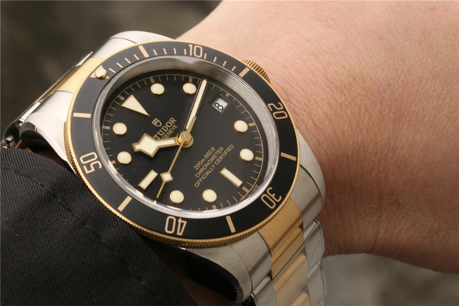 仿帝舵男士手錶 ZF帝舵啟承繫列79733N￥3480-高仿錶