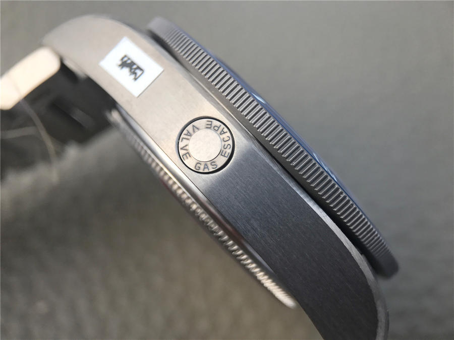 帝舵藍盤領潛高仿的怎麽樣 XF帝舵領潛型升級版25600TB￥3480 -高仿錶