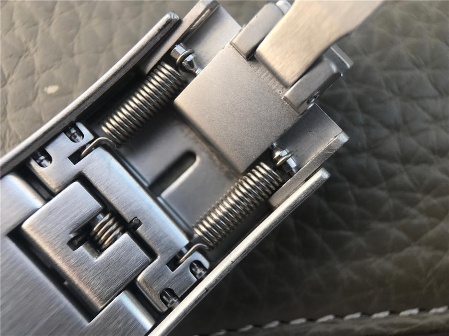 帝舵藍盤領潛高仿的怎麽樣 XF帝舵領潛型升級版25600TB￥3480 -高仿錶