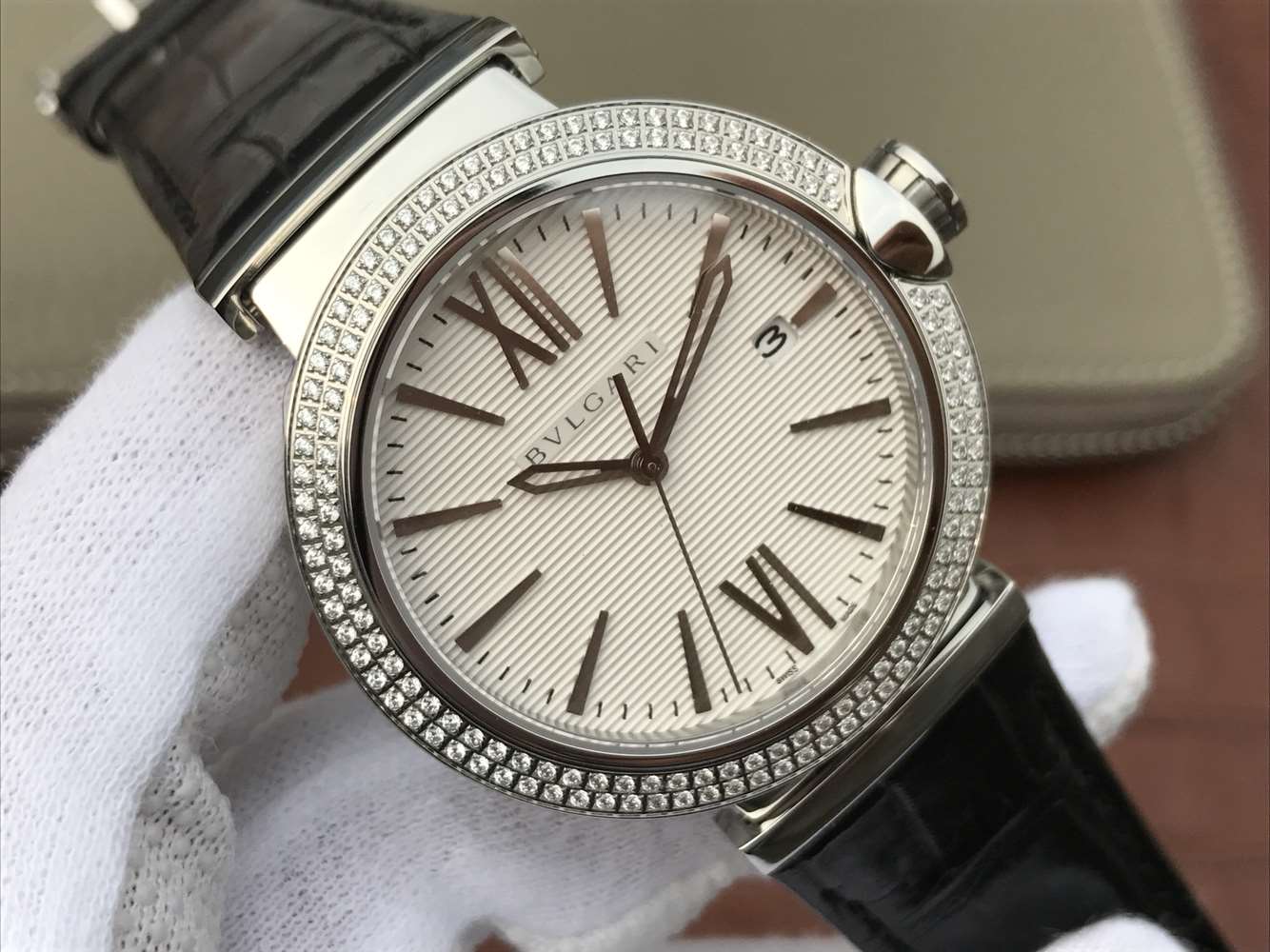 寶格麗復刻手錶看得出來嗎 寶格麗創意珠寶繫列102571 LU40C6SSPGLD￥2980-高仿錶