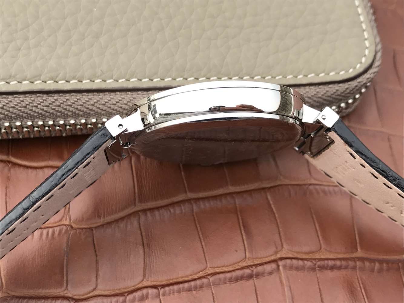 寶格麗復刻手錶看得出來嗎 寶格麗創意珠寶繫列102571 LU40C6SSPGLD￥2980-高仿錶