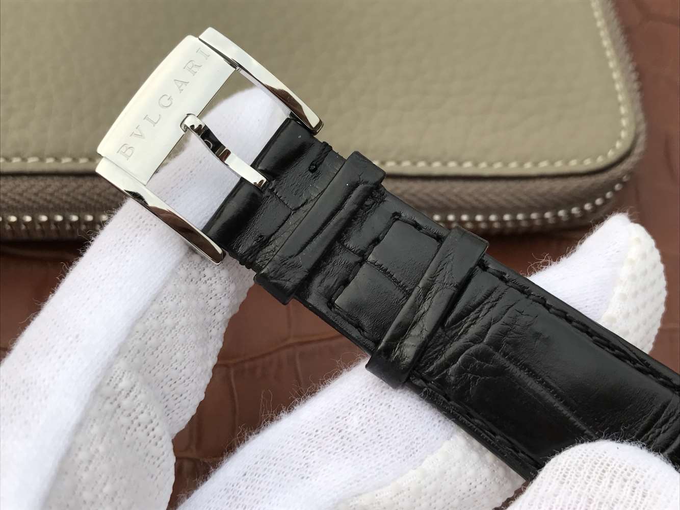 寶格麗復刻手錶看得出來嗎 寶格麗創意珠寶繫列102571 LU40C6SSPGLD￥2980-高仿錶