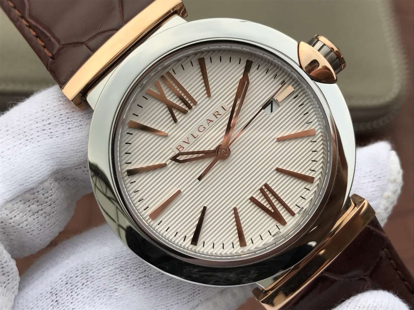 寶格麗復刻手錶吧 寶格麗創意珠寶繫列102571 LU40C6SSPGLD￥2980-高仿錶