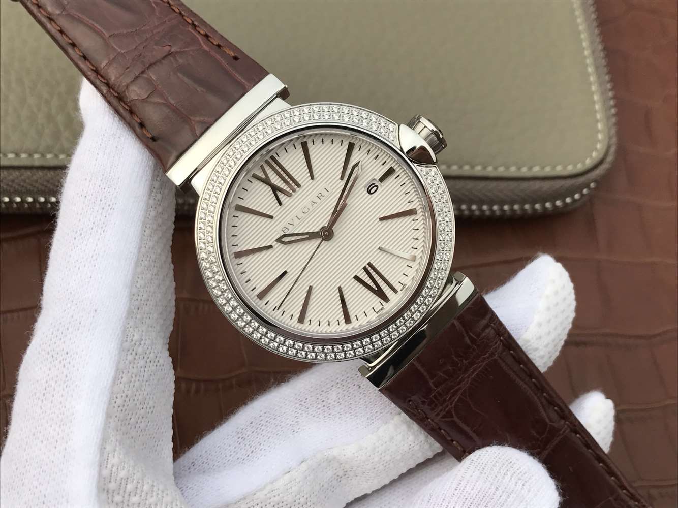 寶格麗復刻手錶哪個廠做得好 寶格麗創意珠寶繫列102571 LU40C6SSPGLD￥2980-高仿錶