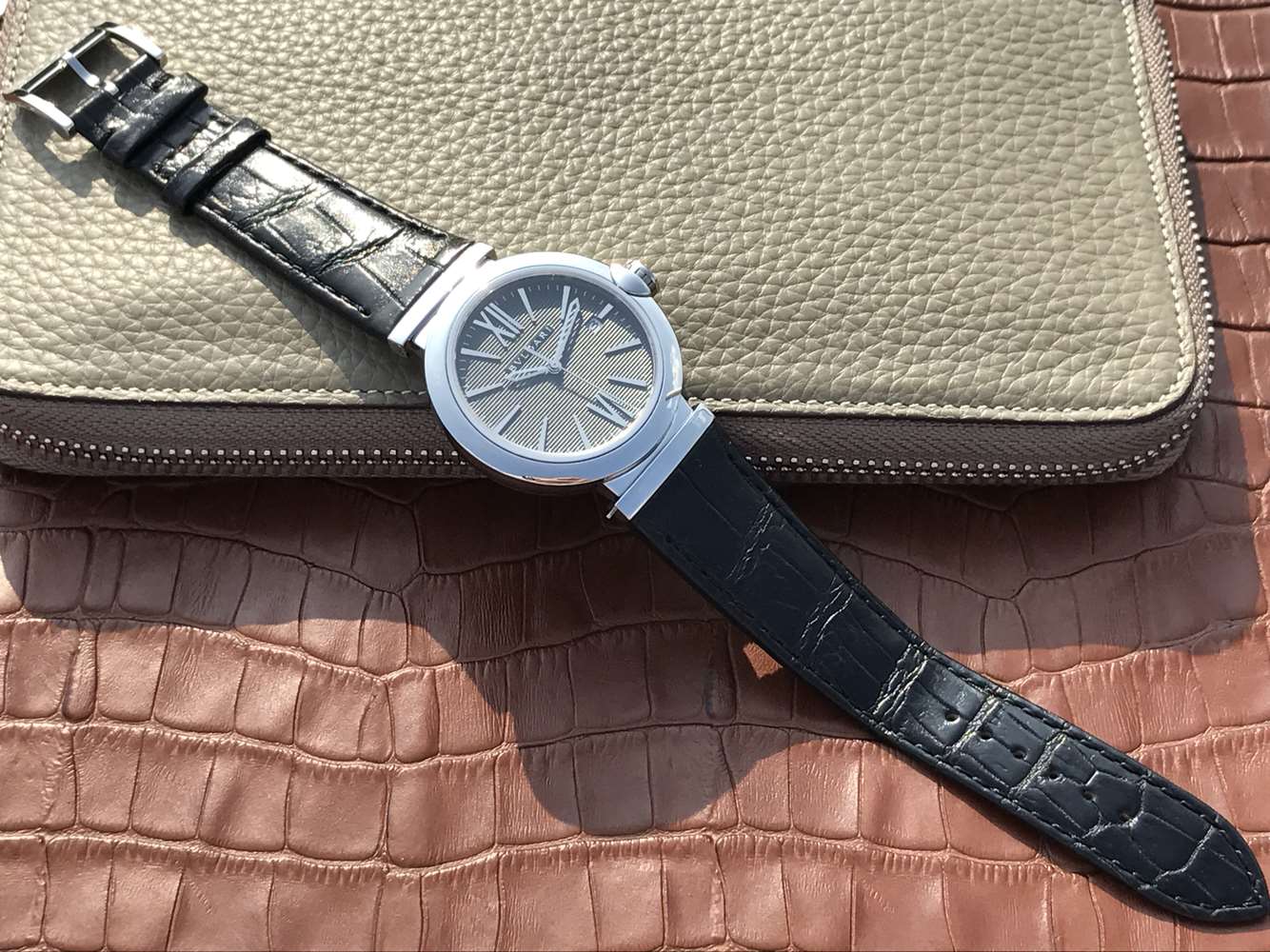 寶格麗復刻手錶錶 寶格麗創意珠寶繫列102571 LU40C6SSPGLD￥2980-高仿錶