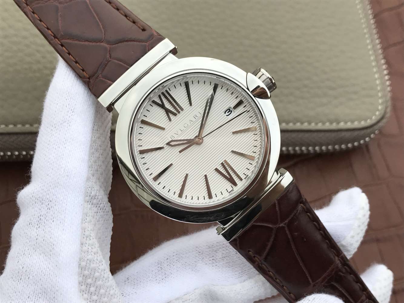 寶格麗男士手錶復刻手錶 寶格麗創意珠寶繫列102571 LU40C6SSPGLD￥2980 -高仿錶