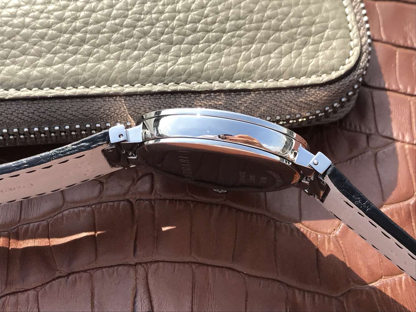 寶格麗那個廠復刻手錶好 寶格麗創意珠寶繫列102571 LU40C6SSPGLD￥2980-高仿錶