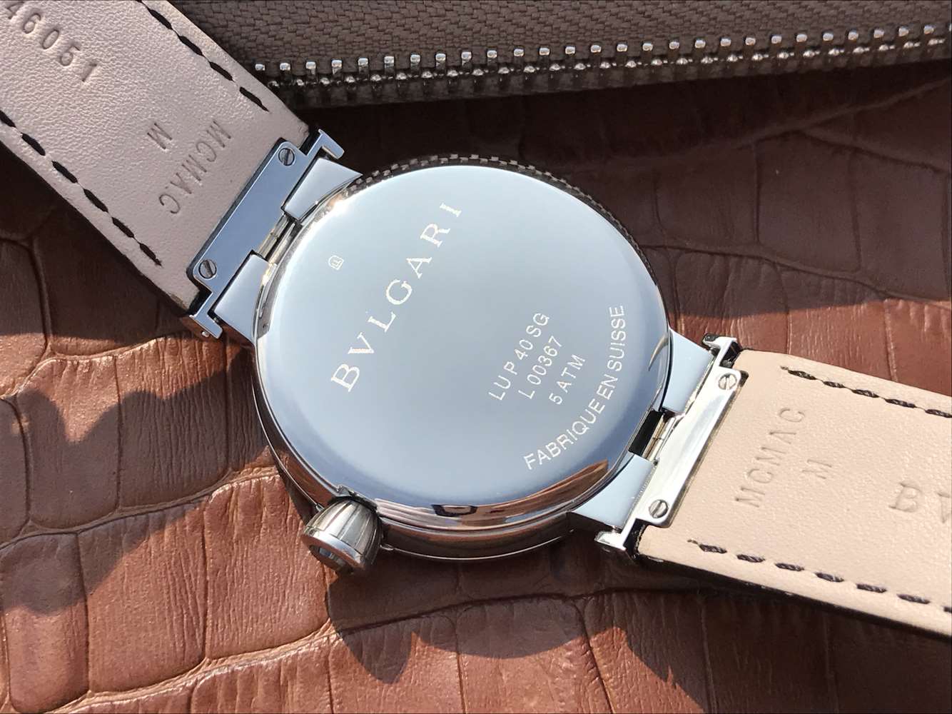 寶格麗那個廠復刻手錶好 寶格麗創意珠寶繫列102571 LU40C6SSPGLD￥2980-高仿錶