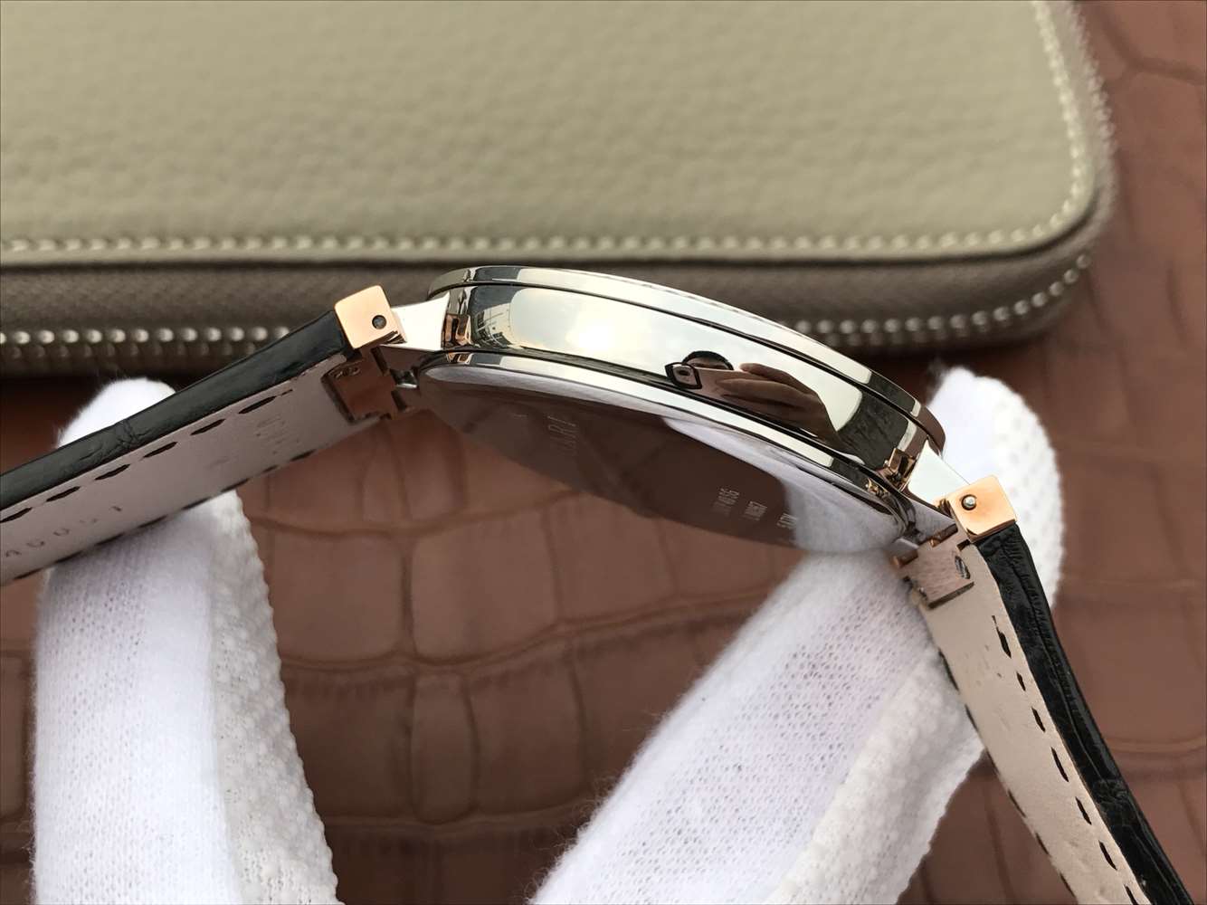 寶格麗復刻手錶珍珠陀錶 寶格麗創意珠寶繫列102571 LU40C6SSPGLD￥2980 -高仿錶