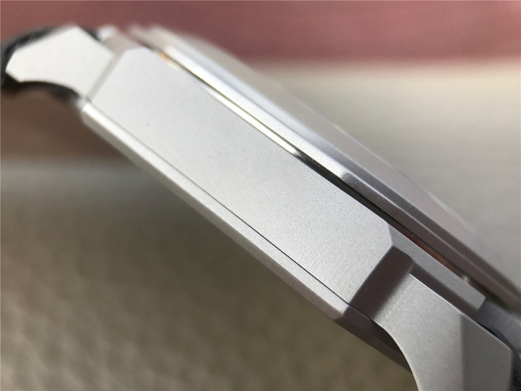 寶格麗手錶復刻手錶測評 寶格麗2017新款OCTO繫列102711￥3480-高仿錶