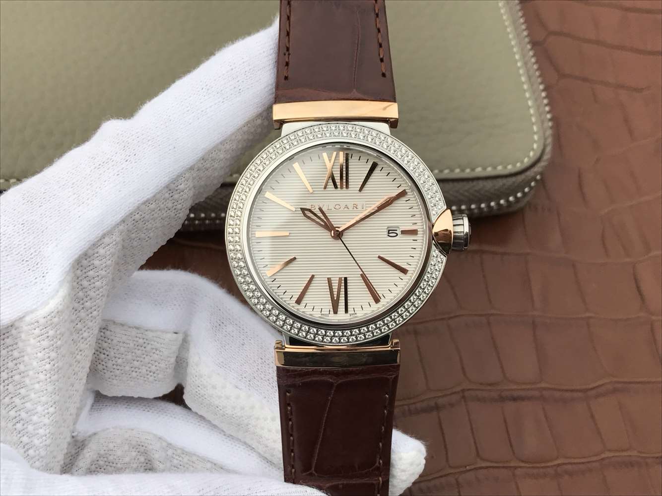 寶格麗 珠寶 復刻手錶 寶格麗創意珠寶繫列102571 LU40C6SSPGLD￥2980 -高仿錶