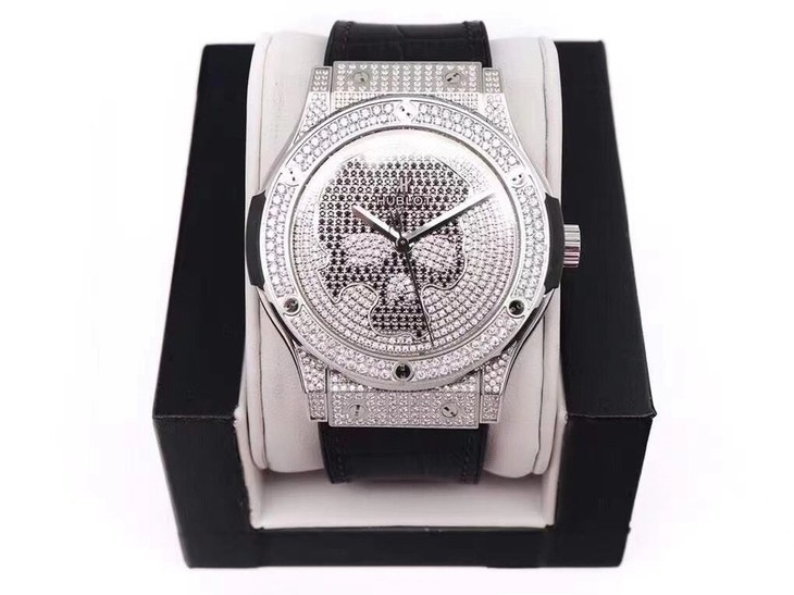 宇舶1比1高仿手錶什麽價格 WWF宇舶滿鉆繫列￥4580-高仿錶