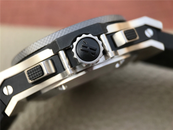 v6廠宇舶大爆炸 HBBV6廠宇舶大爆炸繫列301.SM.1770.RX 全陶瓷殼黑盤￥3880-高仿錶