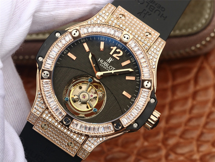 恆寶Hublot 宇舶大爆炸繫列BIG BANG 305.PM.131.RX真陀飛輪手錶價格￥8800-高仿錶
