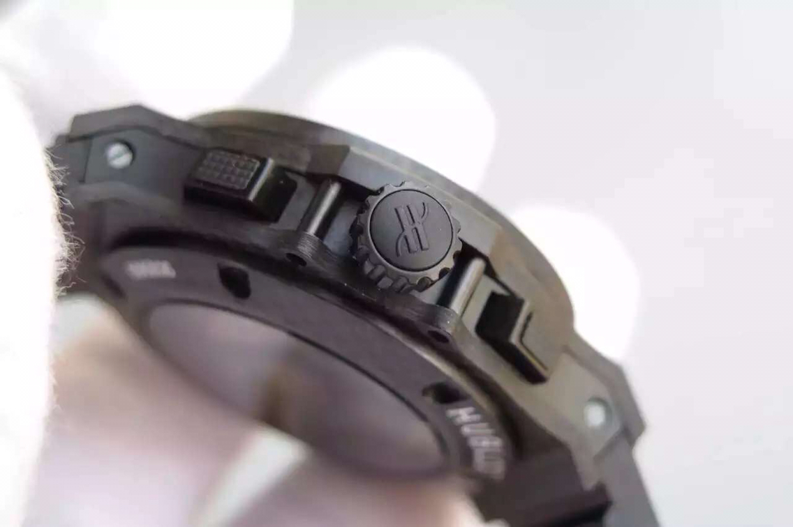 宇舶Hublot 大爆炸繫列Big Bang 腕錶301.QX.1740.GR All Carbon Fiber 全碳纖維手錶￥4480 -高仿錶