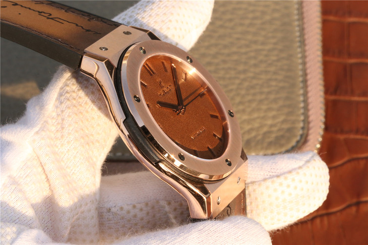 TW宇舶恆寶經典融合繫列511.OX.0500.VR.BER16機械男錶￥3480-高仿錶