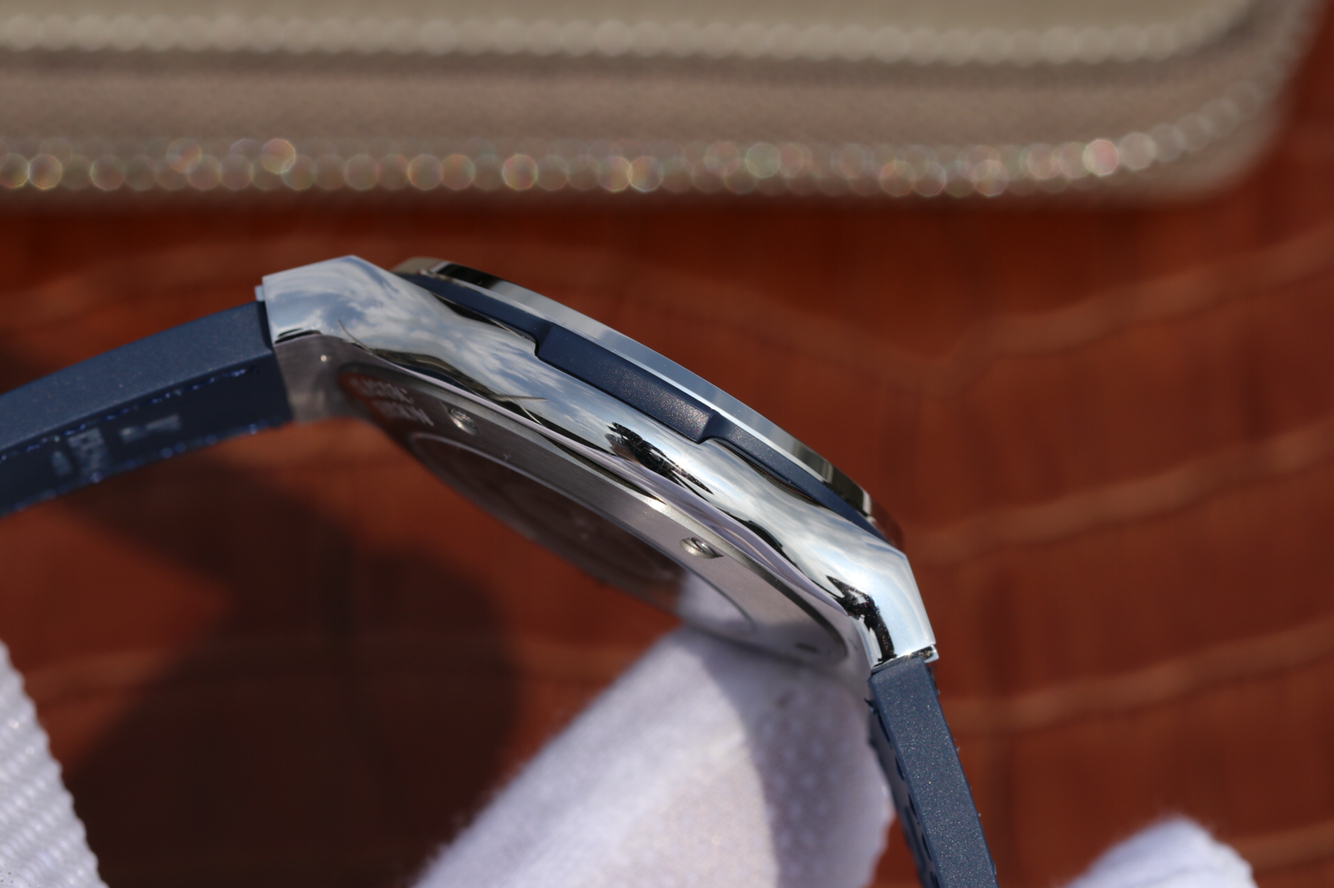 宇舶手錶經典融合復刻手錶511.NX.7170.LR 藍盤￥3280-高仿錶