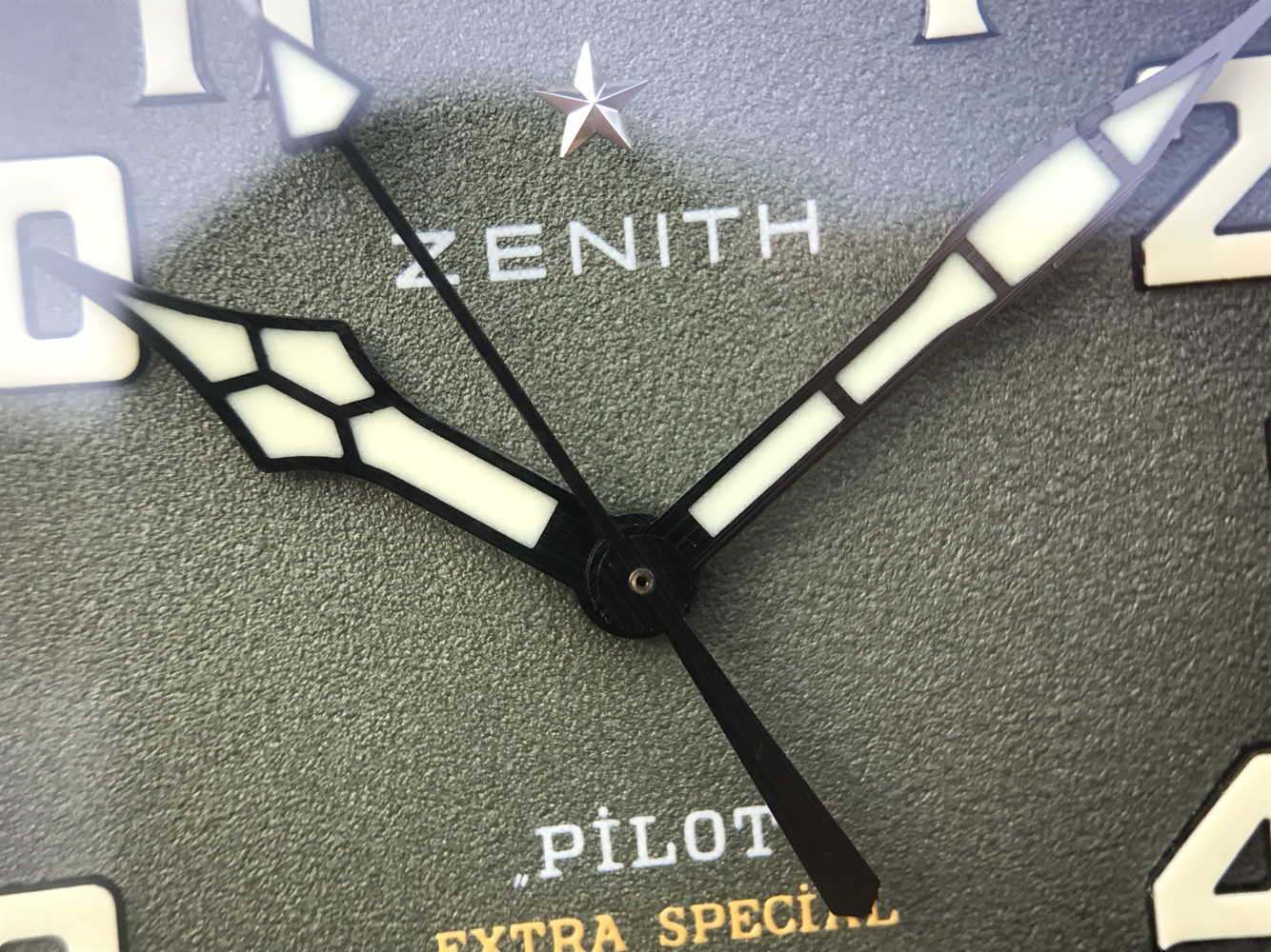 高仿真力時手錶怎麽樣 XF真力時飛行員11.1940.679 / 93.C800復古大飛￥3180-高仿錶