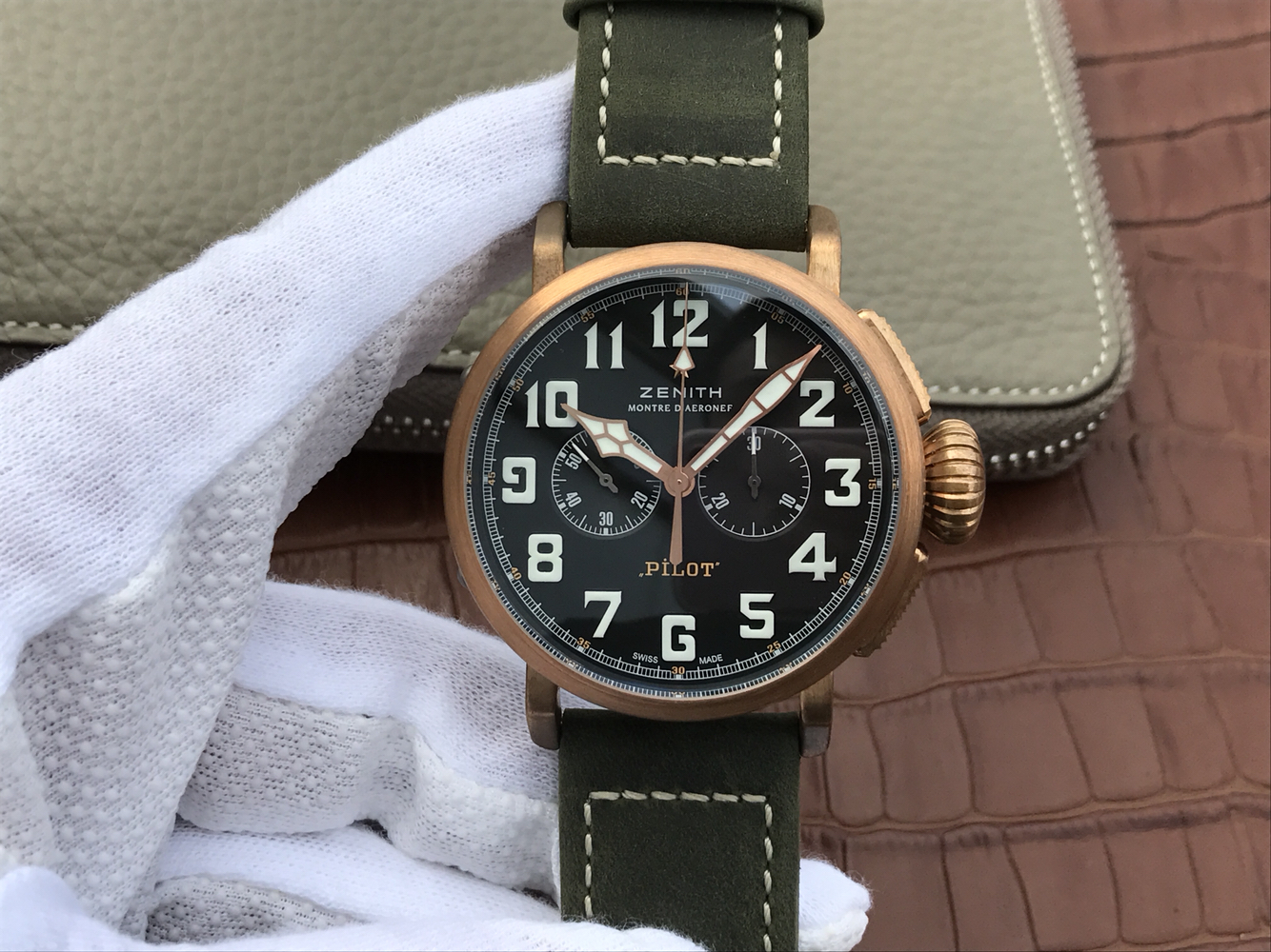 仿真力時飛行員 XF真力時飛行員29.2430.4069/21.C800青銅騎士￥3480-高仿錶