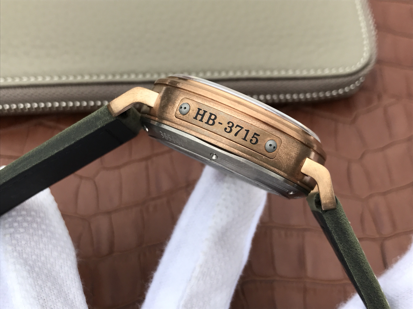 仿真力時飛行員 XF真力時飛行員29.2430.4069/21.C800青銅騎士￥3480-高仿錶